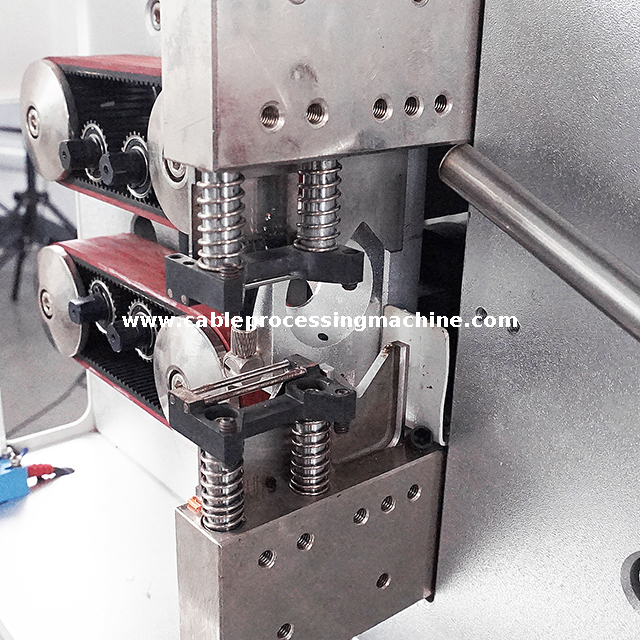 Multi-core Cable Cutting and Stripping Machine